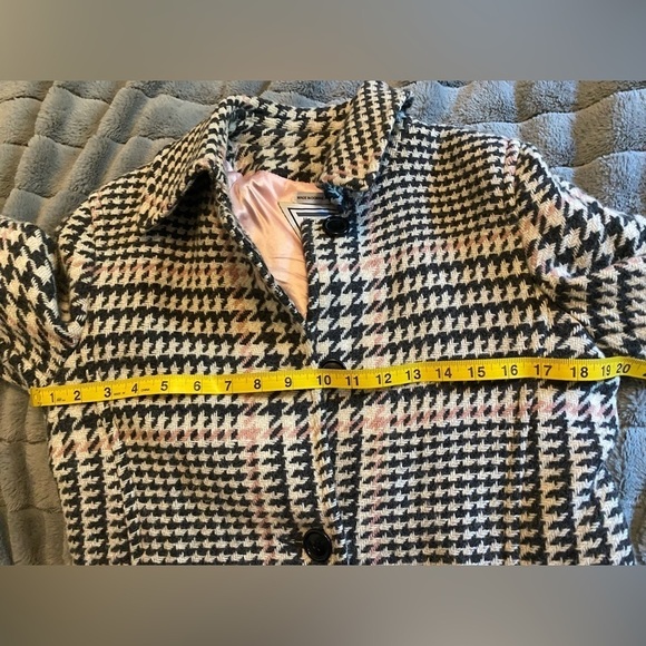 Marvin Richard’s Vintage Wool Blend Houndstooth Pink and Grey Pea Coat - Picture 4 of 14
